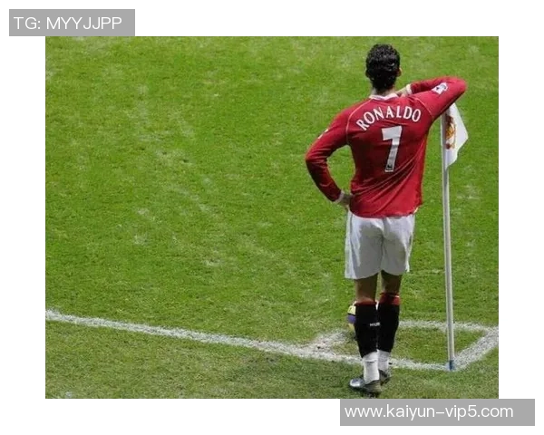 全球足坛最帅3号球星：颜值与实力并存的足球巨星风采展示